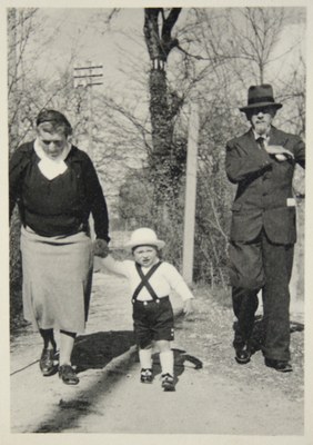 Karl Albert Huber avec sa femme Olive et son petit-fils Jacques